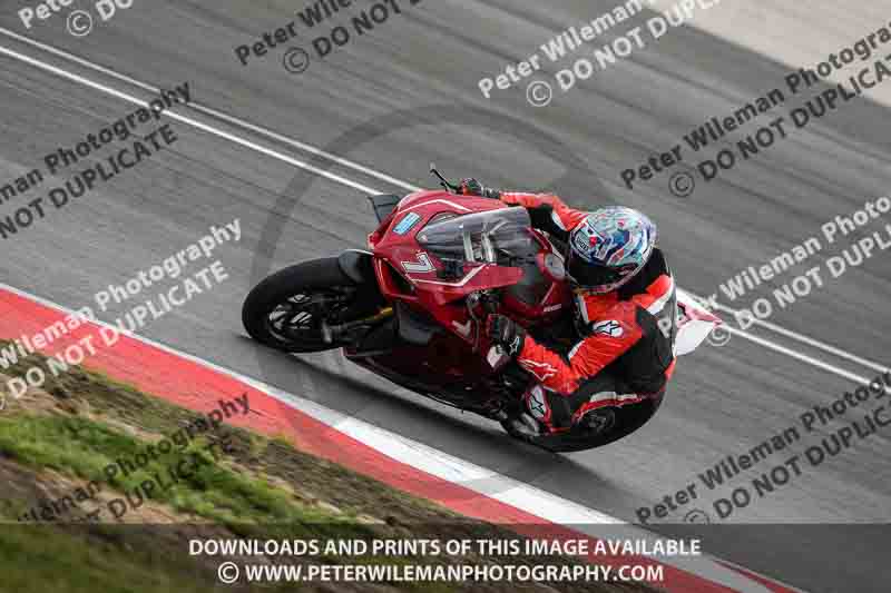 cadwell no limits trackday;cadwell park;cadwell park photographs;cadwell trackday photographs;enduro digital images;event digital images;eventdigitalimages;navarra;no limits trackdays;peter wileman photography;racing digital images;trackday digital images;trackday photos
